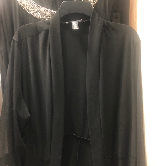 Dress - Picture 4 of 4